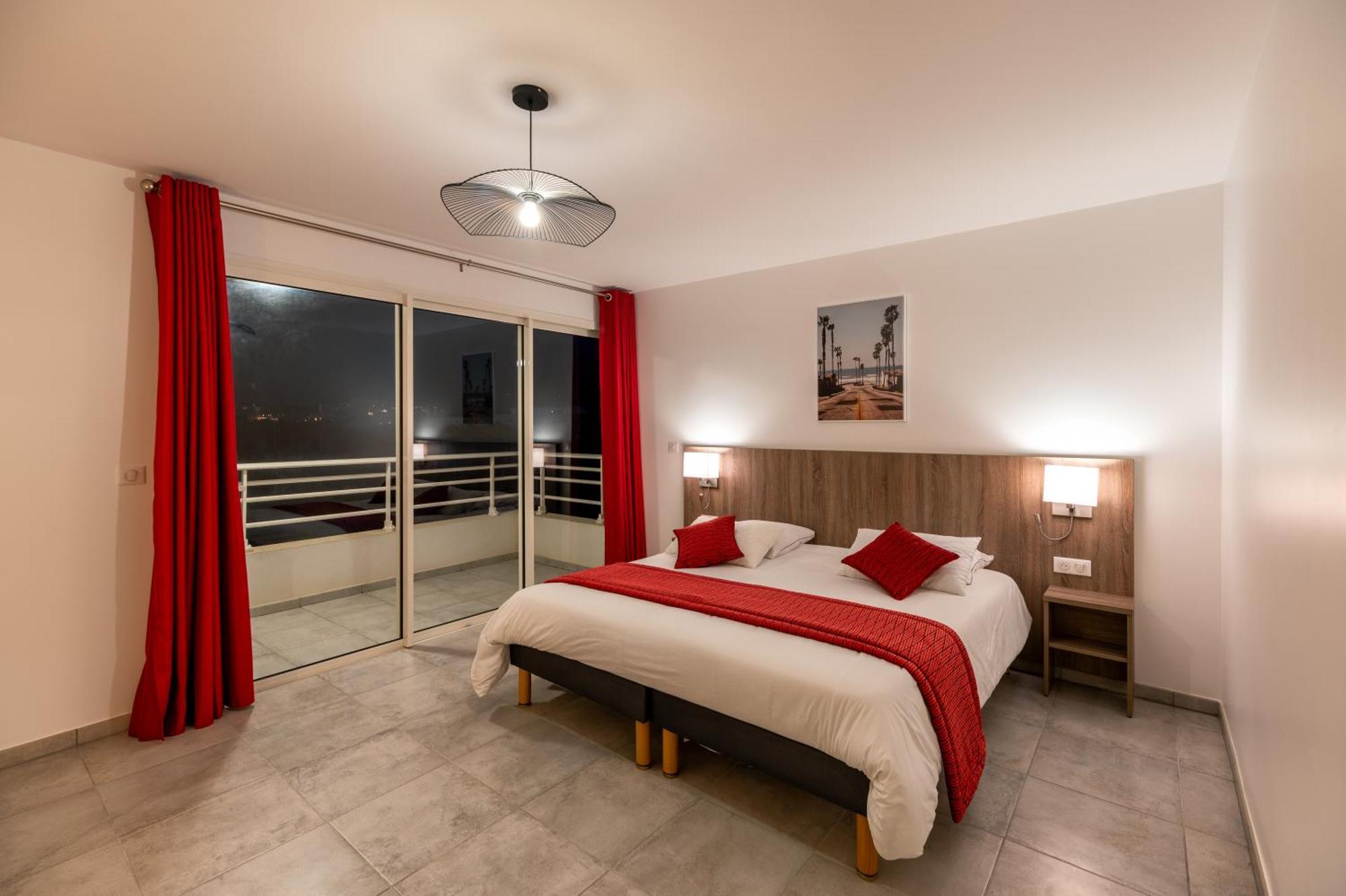 B&B Home Fort-De-France Marina Экстерьер фото