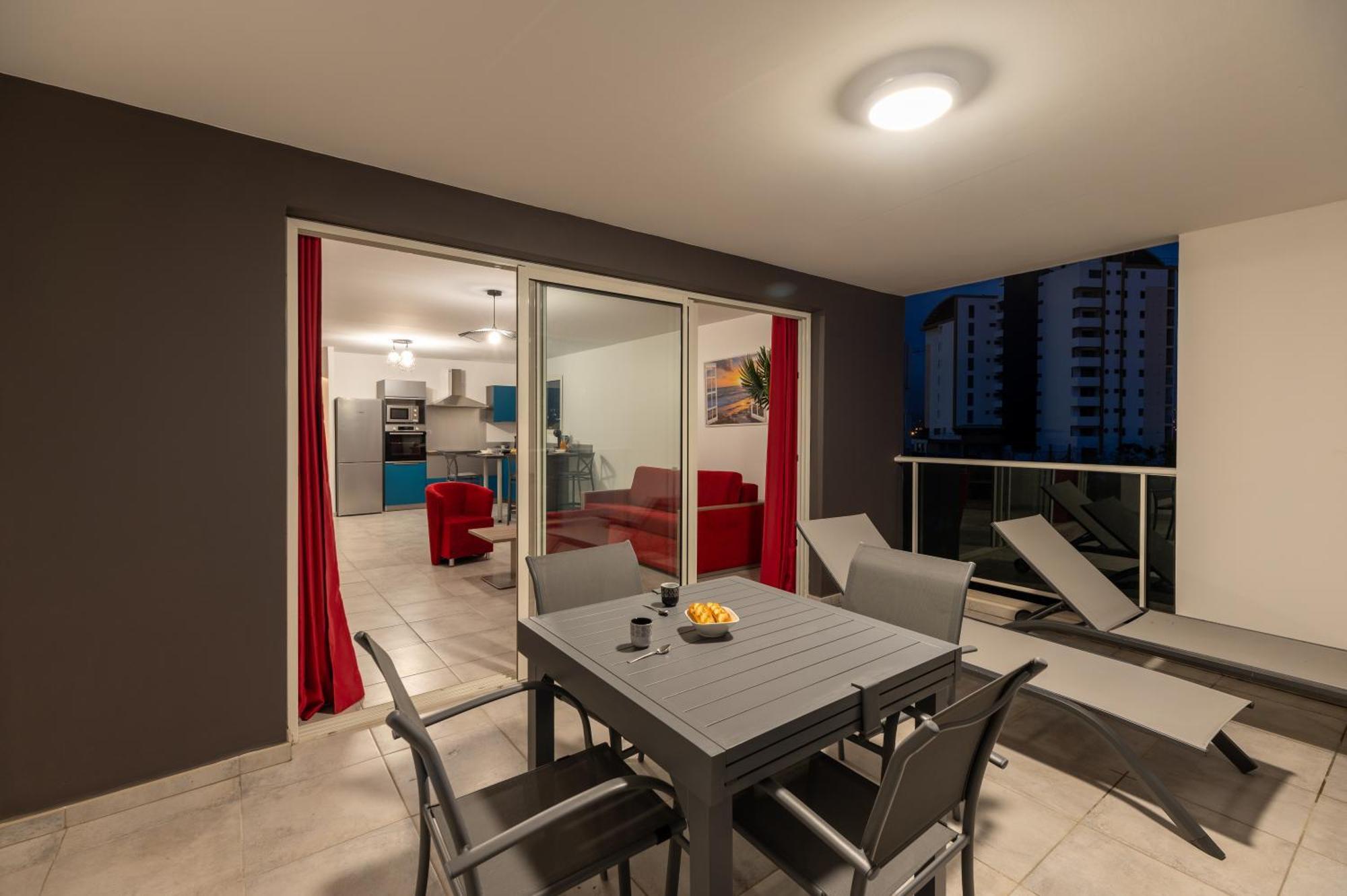 B&B Home Fort-De-France Marina Экстерьер фото