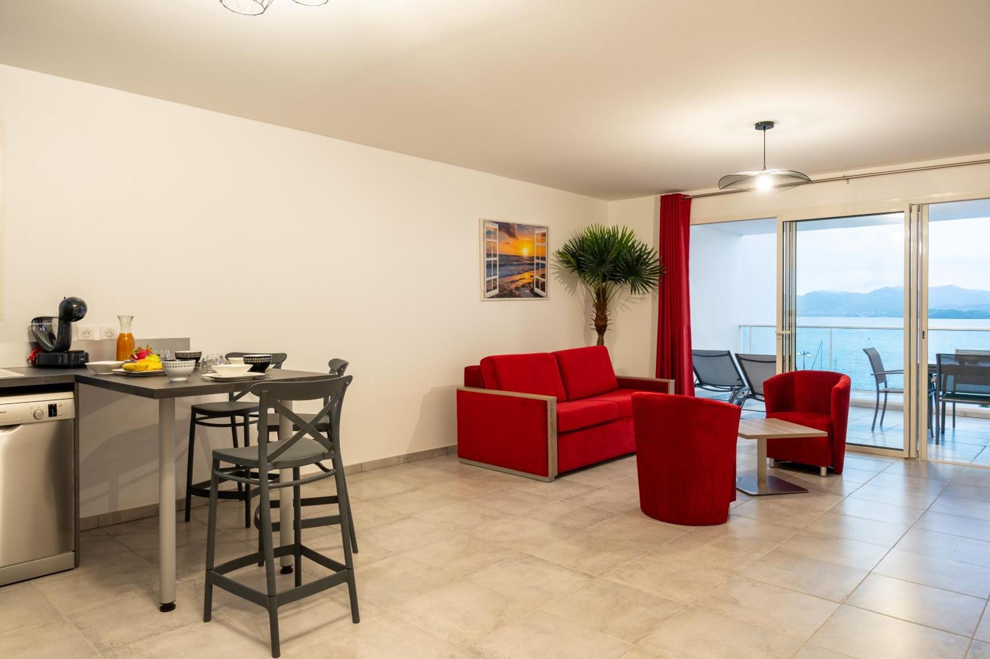 B&B Home Fort-De-France Marina Экстерьер фото
