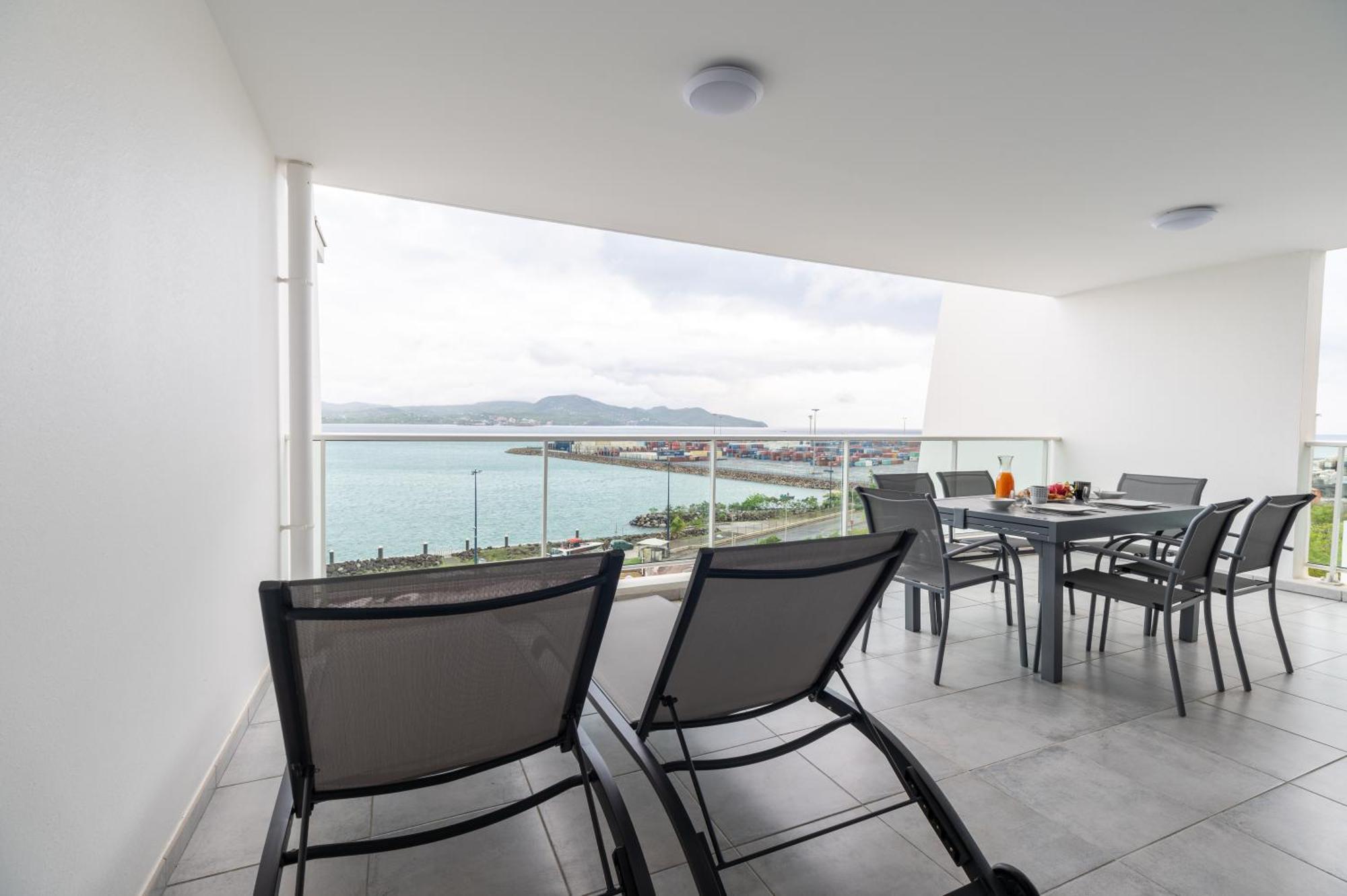 B&B Home Fort-De-France Marina Экстерьер фото