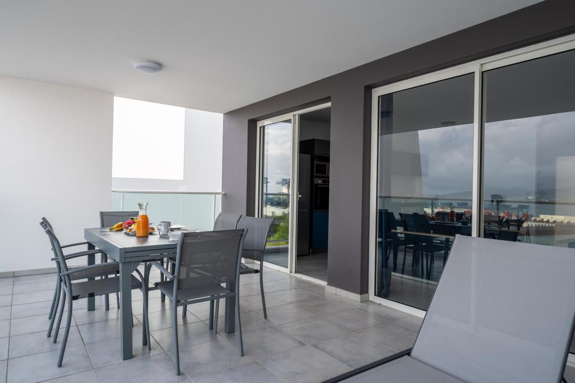 B&B Home Fort-De-France Marina Экстерьер фото
